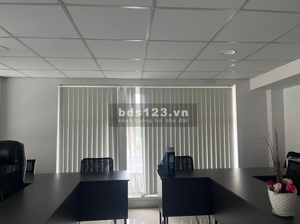 Cho thuê văn phòng giá rẻ khu vực Quận Tân Bình, giá tốt, LH 0817172234