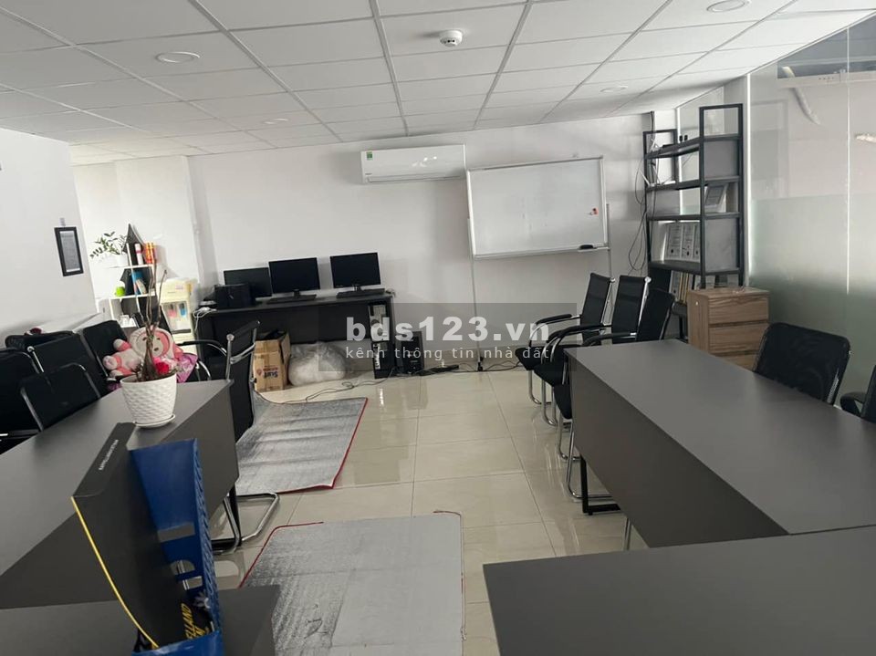 Cho thuê văn phòng giá rẻ khu vực Quận Tân Bình, giá tốt, LH 0817172234