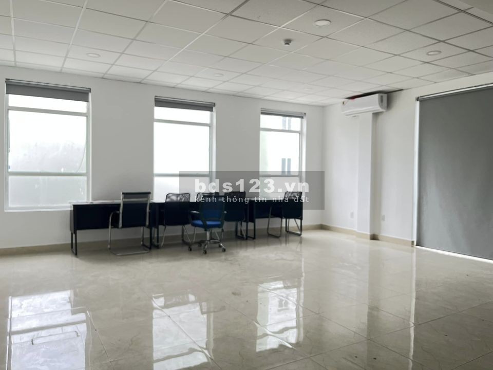 Cho thuê văn phòng giá rẻ khu vực Quận Tân Bình, giá tốt, LH 0817172234