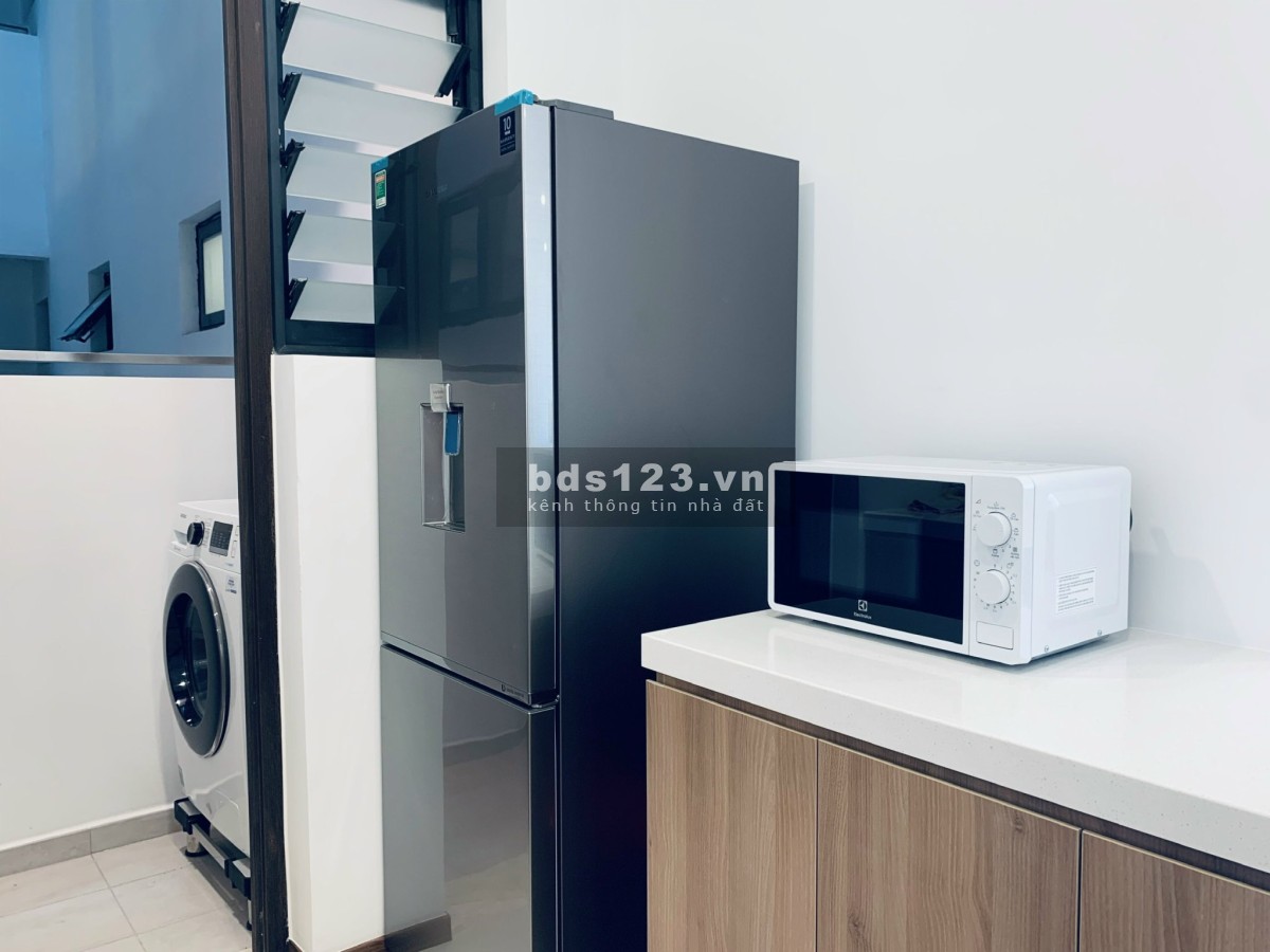 Bán căn hộ 2pn 2wc chính chủ view full sông tiện ích đủ