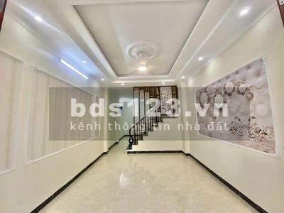 Bán nhà riêng nguyên căn tại Nguyễn An Ninh ô tô đỗ, xây 5 tầng mới coong