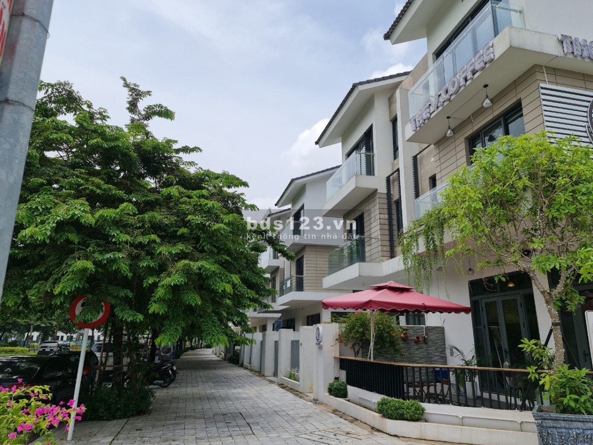 Cho thuê căn biệt thự T1 chính chủ, thuận tiện kinh doanh, LH 0919606186