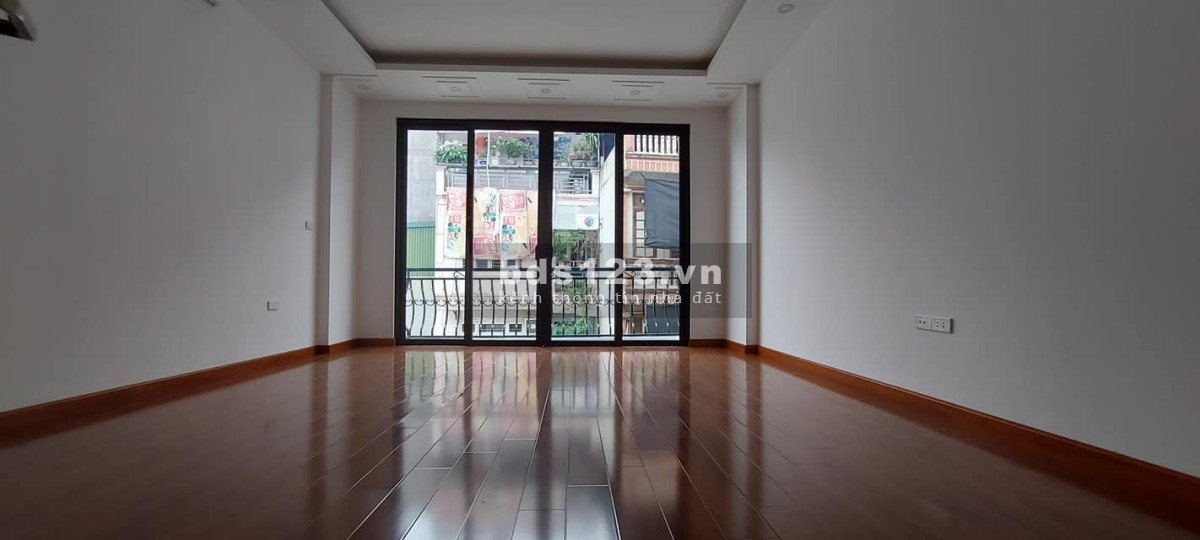 Bán nhà riêng đường Tam Trinh, DT 40m², giá 8 tỷ, MT 48m, siêu Vip