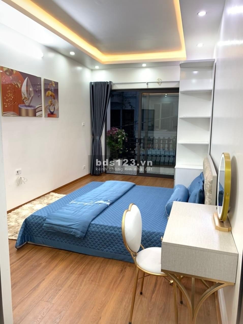 Bán nhà siêu phẩm phố 8/3 phân lô bàn cờ ô tô đỗ cửa, ở là có lộc dt 37m2, 5 tầng giá chỉ 5.9 tỷ