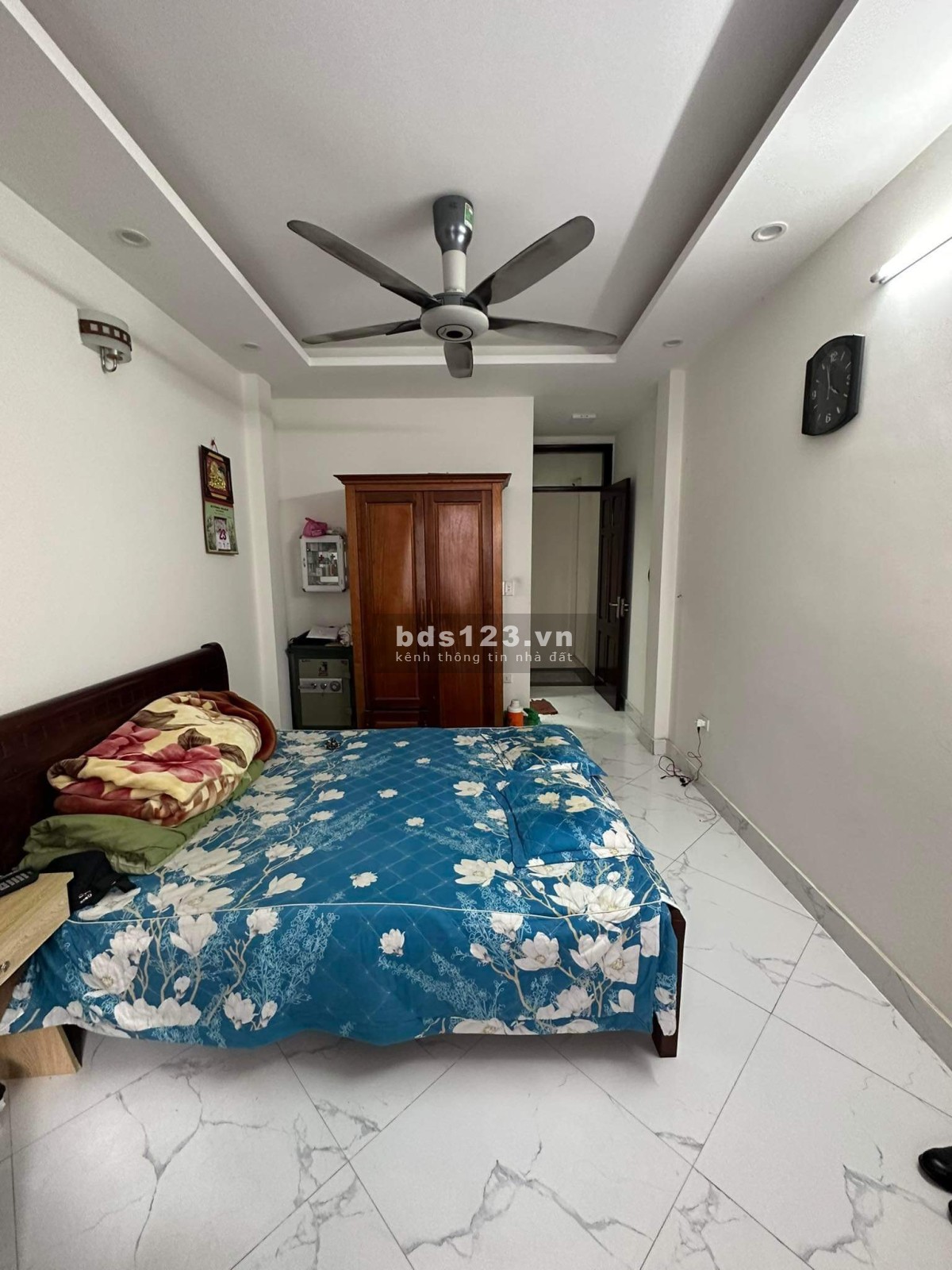 Bán nhà riêng Định Công Hoàng Mai, DT 27m² x 4 tầng giá 2,4 tỷ siêu rẻ