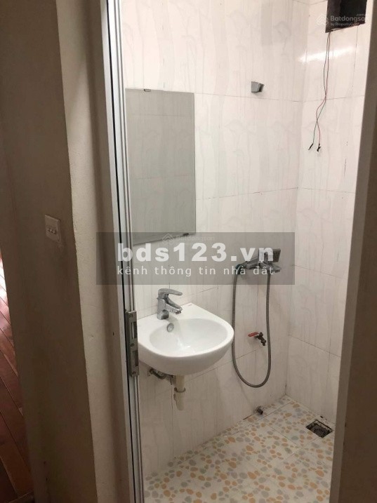 Bán nhà, sổ đỏ chính chủ 35m2x4T Mai Dịch xe ba gác. Giá 4 tỷ