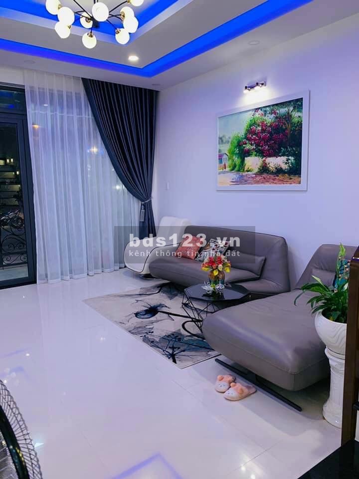 Chỉ với 13,5 Tỷ sở hữu ngay, bán nhà mặt tiền đường Mê Linh - Tp Nha Trang.