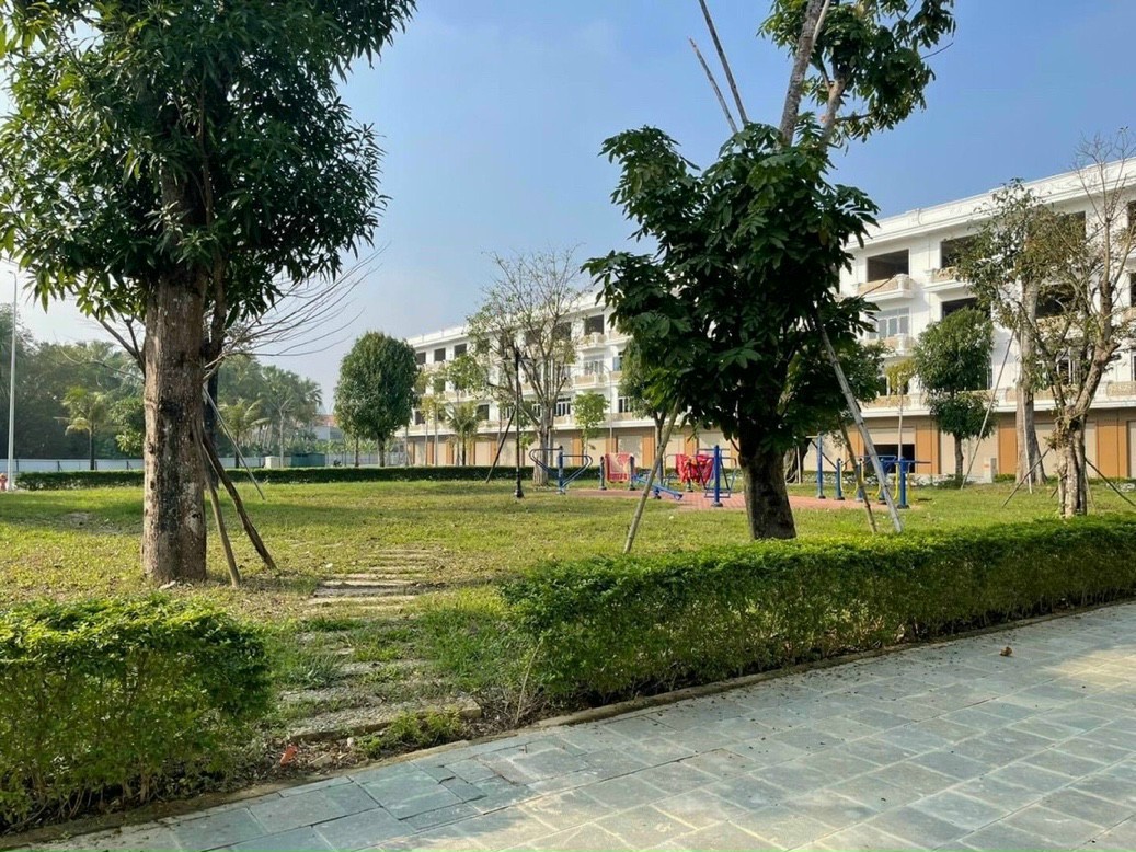 Bán Shophouse tại khu đô thị Xuân Hưng -3.1 tỷ /căn