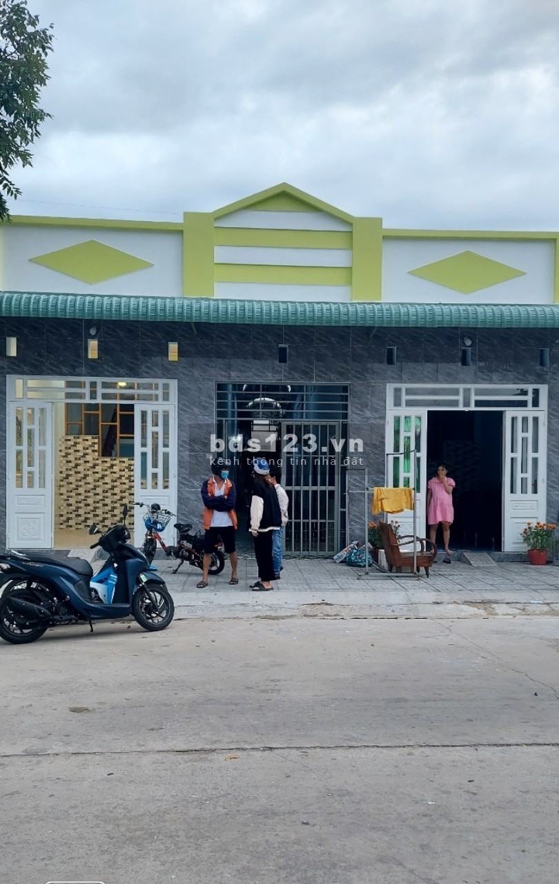Mình cần bán gấp +300m2 Đất KĐT Mới, sổ hồng riêng T/c100%
