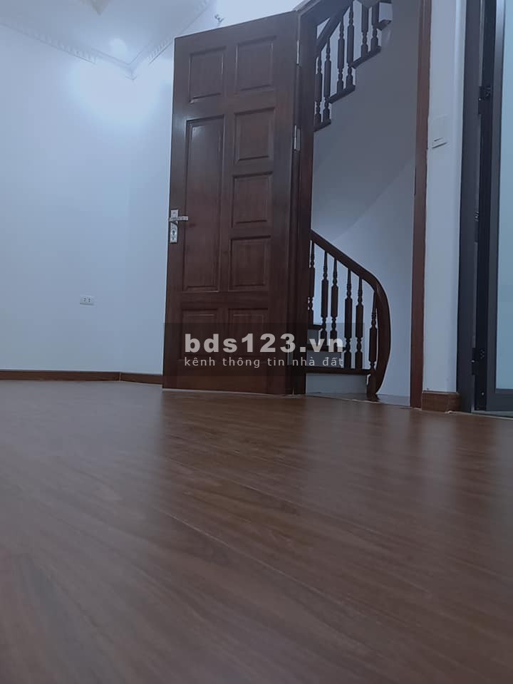 Bán nhà riêng phố Phúc Tân, ô tô qua cửa, DT 49m² x 3 tầng, MT 4,2m, giá 5 tỷ, LH 093.464.1829