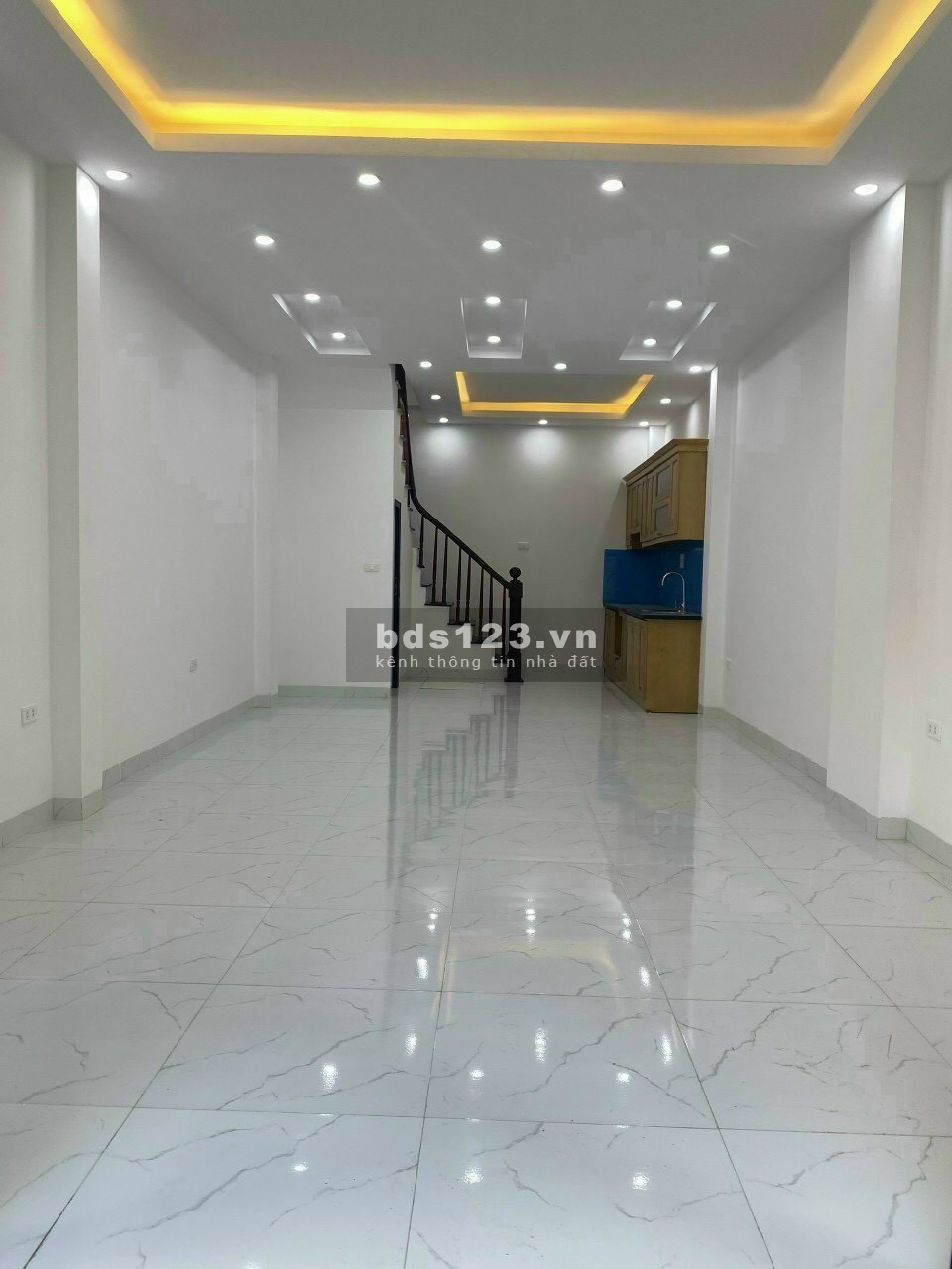 Chính chủ cần bán nhà mới xây xong tái định cư Ngô Thì Nhậm ô ô đỗ cửa