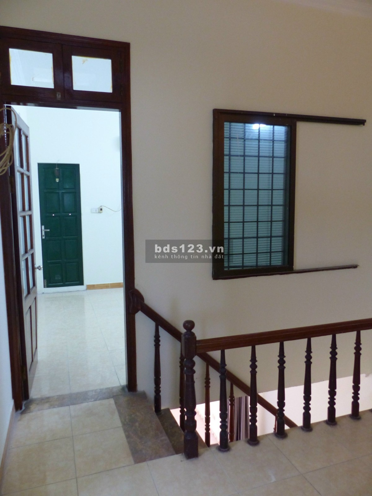 Cho thuê nhà tầng 4, H3 chính chủ khu tập thể Nguyễn Công Trứ, Phố Huế, Hai Bà Trưng, Hà Nội
