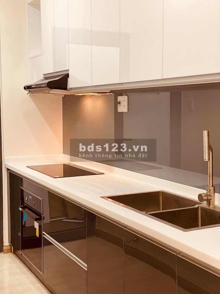 Cho thuê căn hộ với view sông HÀN giá chỉ 12 triệu/tháng, tầng cao