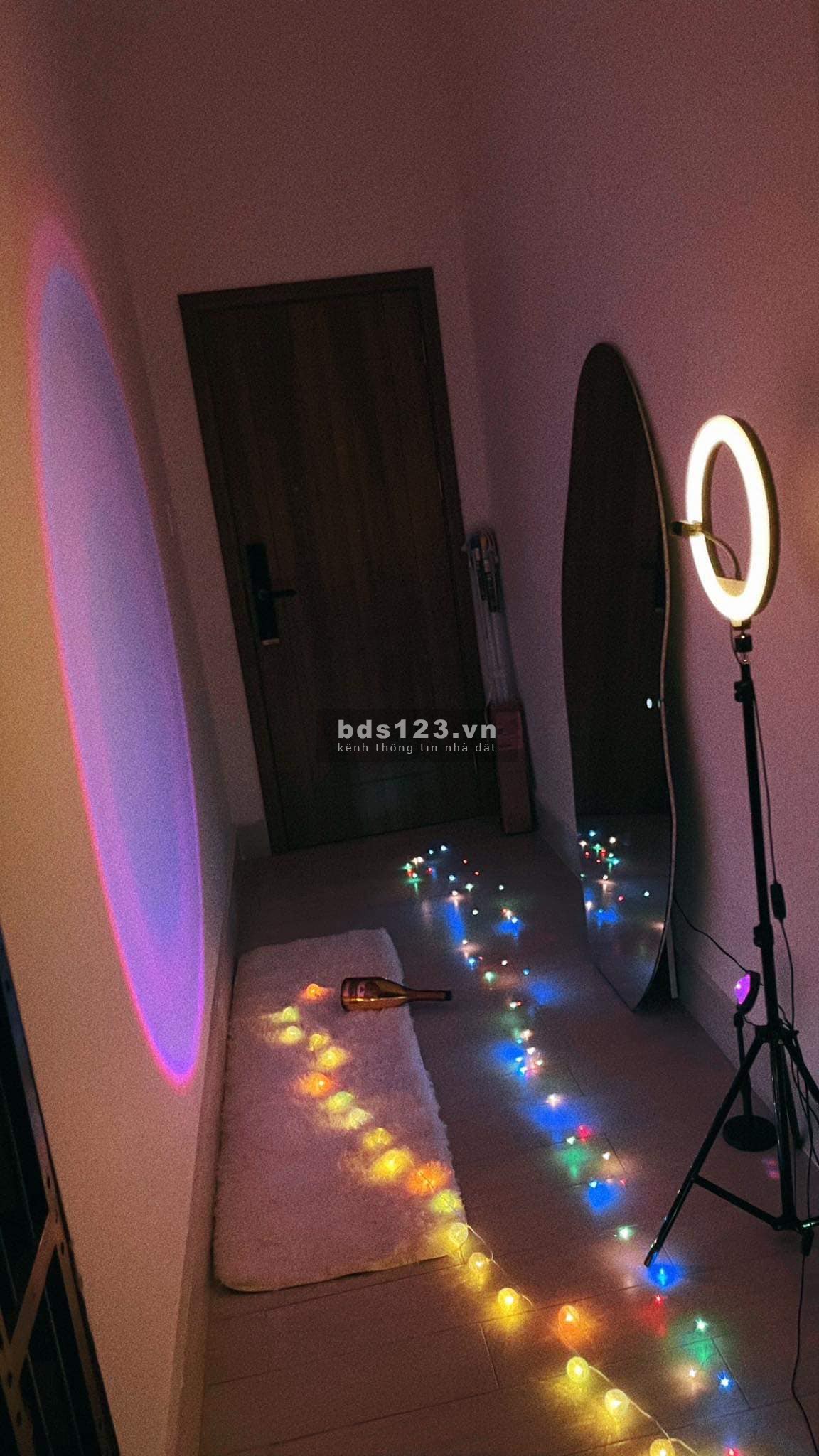Cho thuê căn hộ Studio có sẵn đầy đủ nội thất gần sân bay, lh 0909051094