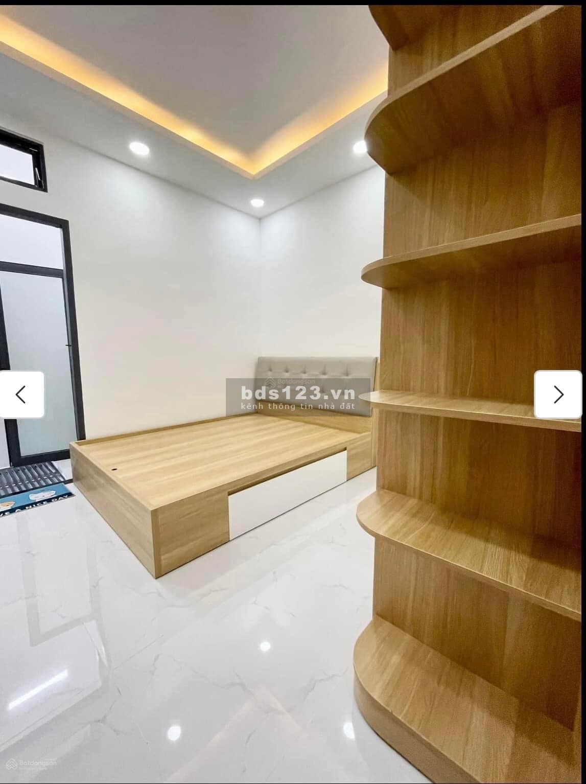 Bán nhà đẹp hẻm xe tải full nội thất, sổ nở hậu, trung tâm Quận Bình Thạnh, giá chi 5.9 ty