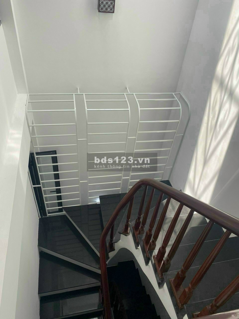 Chính chủ cần bán nhà mới xây xong tái định cư Ngô Thì Nhậm ô ô đỗ cửa