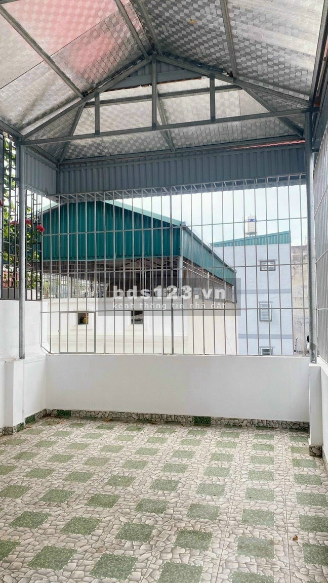 Chính chủ cần bán nhà mới xây xong tái định cư Ngô Thì Nhậm ô ô đỗ cửa