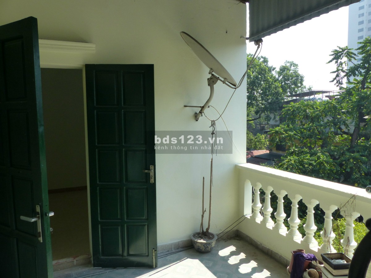 Cho thuê nhà tầng 4, H3 chính chủ khu tập thể Nguyễn Công Trứ, Phố Huế, Hai Bà Trưng, Hà Nội