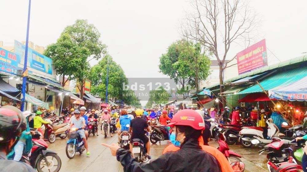 Cần ra nhanh cặp nhà trọ 300m2 ở Mỹ Phước 3 dân cư đông đúc.