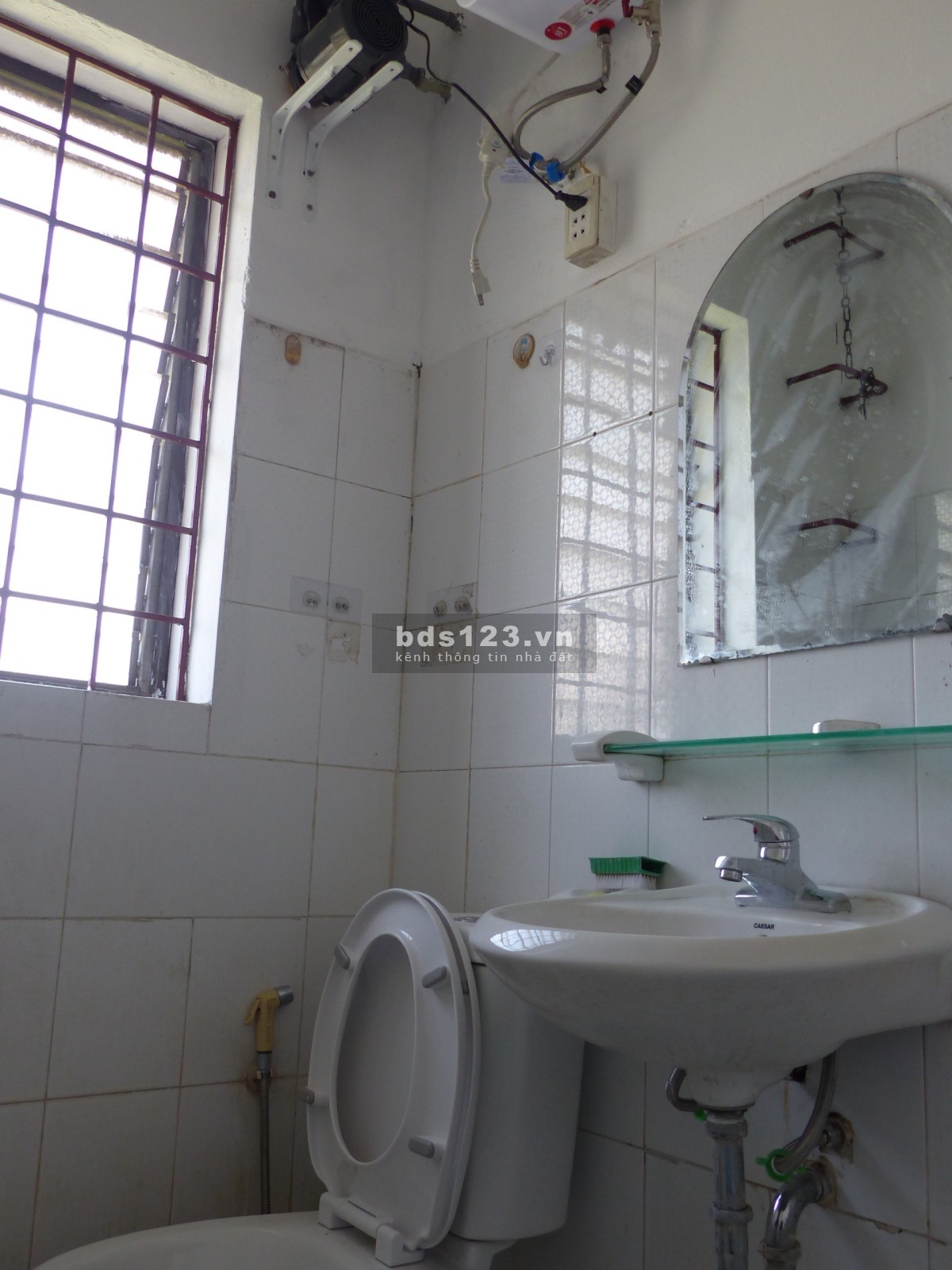 Cho thuê nhà tầng 4, H3 chính chủ khu tập thể Nguyễn Công Trứ, Phố Huế, Hai Bà Trưng, Hà Nội