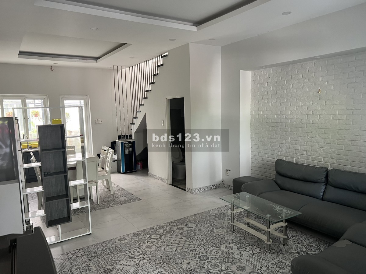 Chính chủ cần cho thuê nhà nguyên căn có cây xanh yên tĩnh