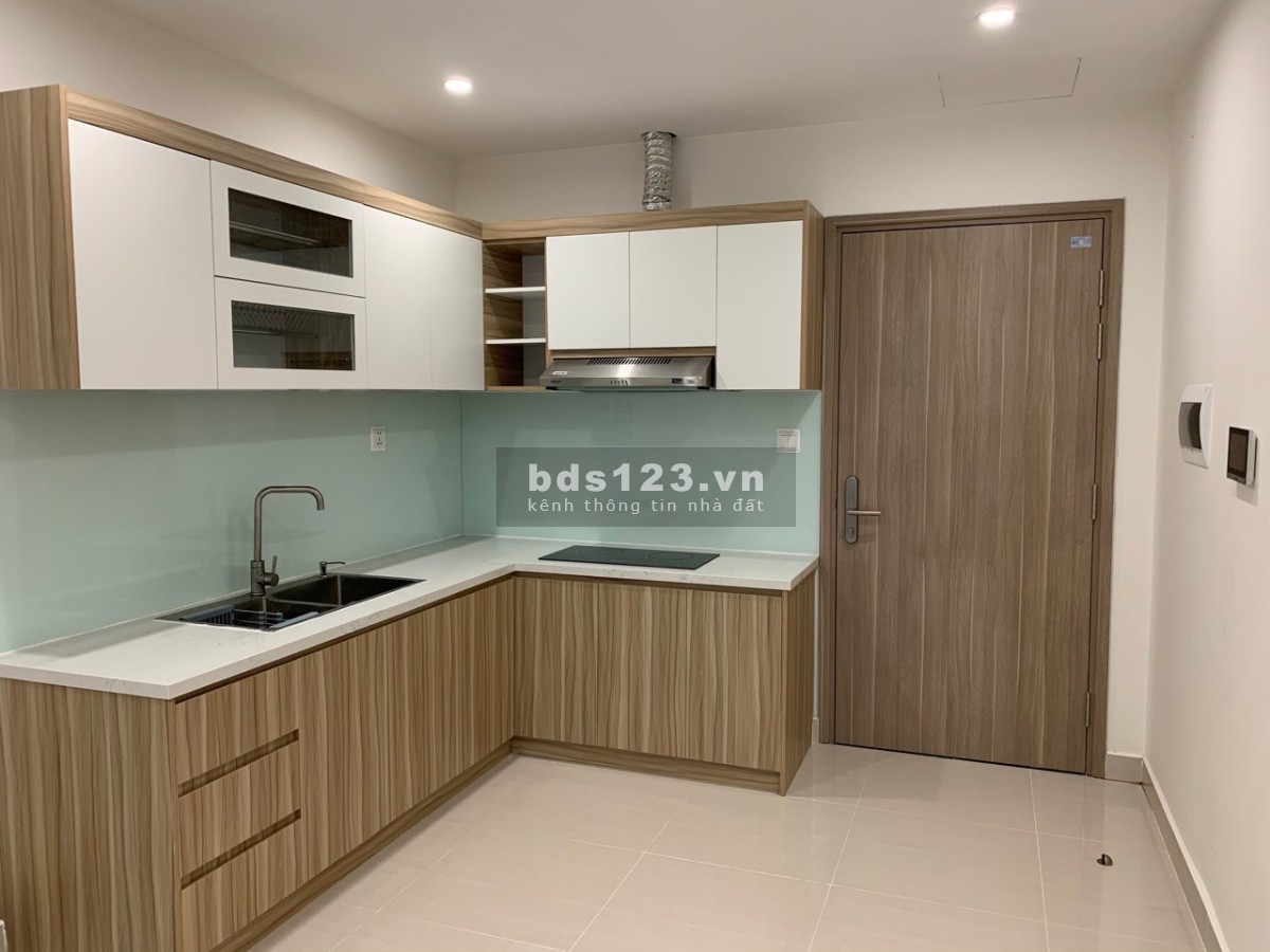 Chính chủ cho thuê căn hộ Vinhomes quận 9 2PN1WC bếp rèm giá 6tr cọc 1 tháng LH: 0937988316