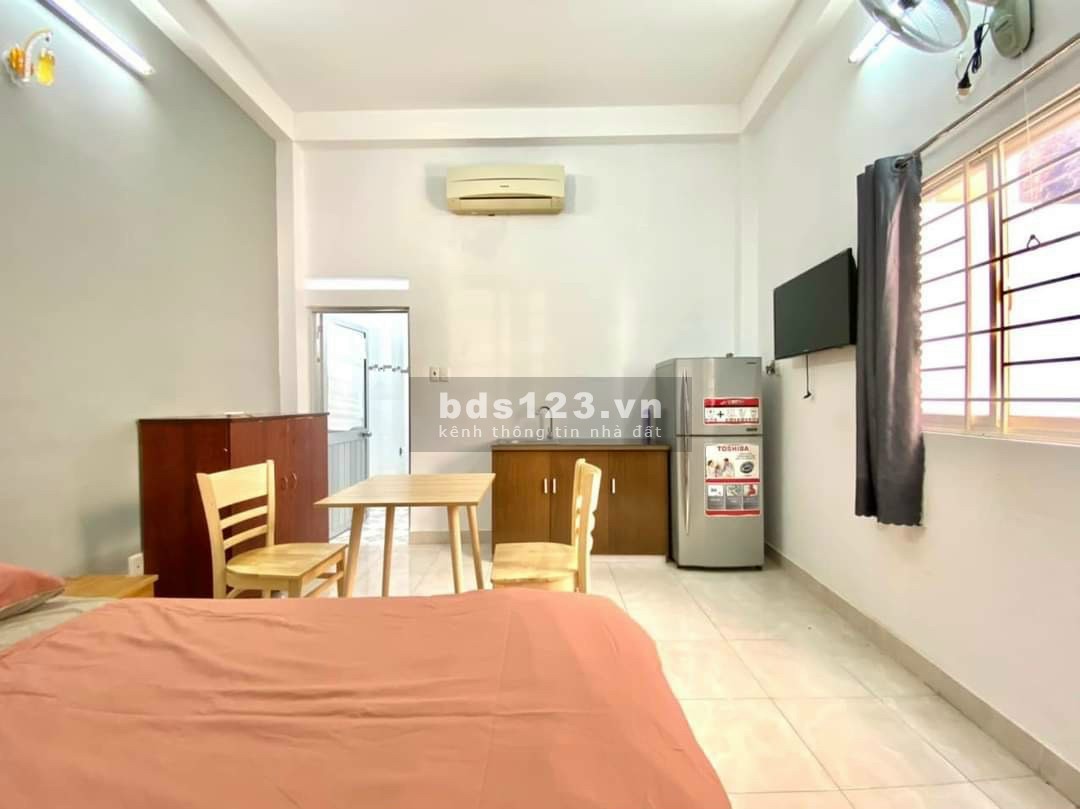 Chủ ngộp cần bán gấp con gà đẻ trứng vàng nhà nằm khu vực Bùi Viện hẻm thông ra Trần Hưng Đạo