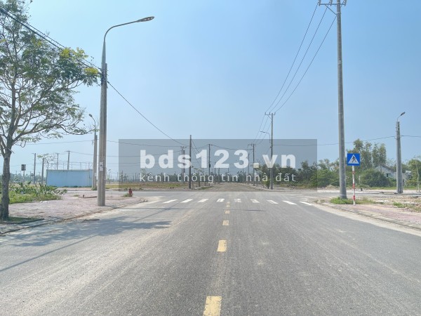 Đất nền Hội An đường An Dương Vương chỉ 18tr/m2