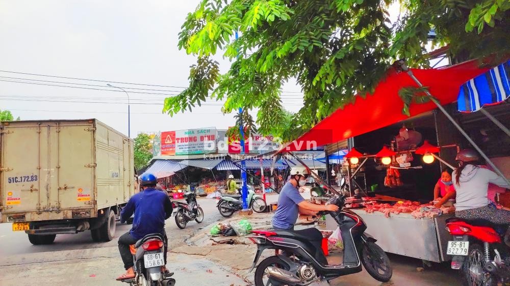 Tôi chính chủ cần bán nhà trọ 280m2 ngay KCN gần chợ dân đông.