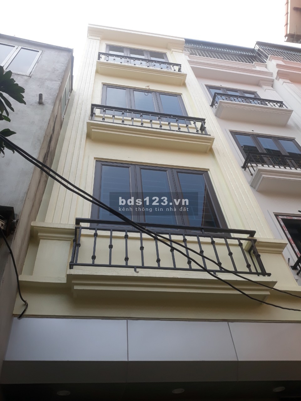 Nhà 4 tầng Di Trạch Hoài Đức, gần Vành Đai 3.5 ngõ đẹp, giá 2.5 tỷ