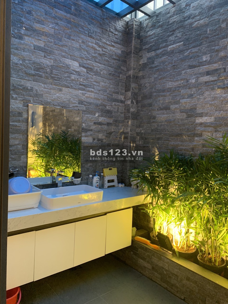 Sở hữu ngay nhà mặt tiền 40m Q.2 từng được lên sóng VTV chỉ với 370tr/m2
