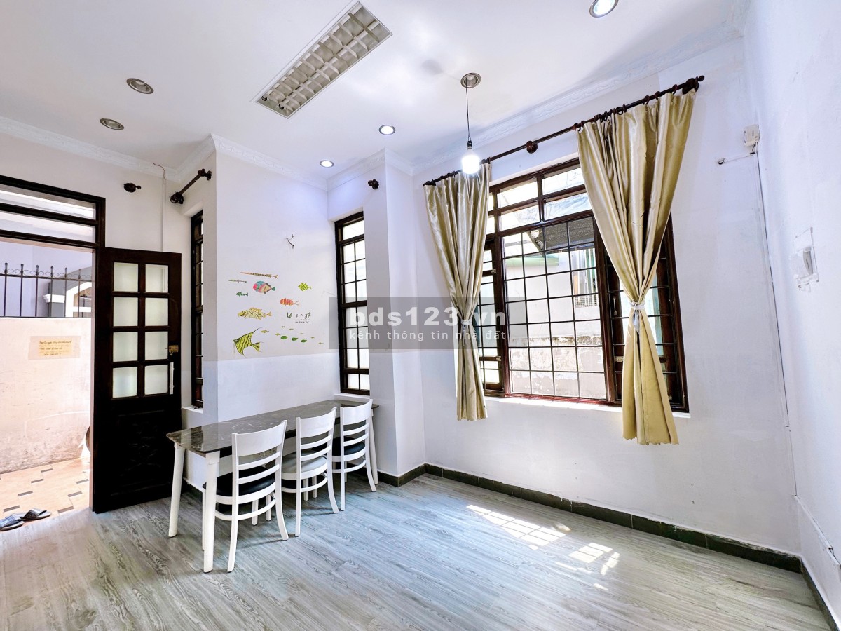 Cho thuê phòng bao trọn gói nằm trong biệt thự Trương Đăng Quế p3 Gò Vấp