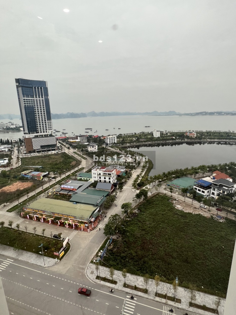 Căn hộ 2 ngủ, View chính biển, toà C tầng 2011. Giá 1.9xxtr. Nội thất đẹp mới hoàn thành.
