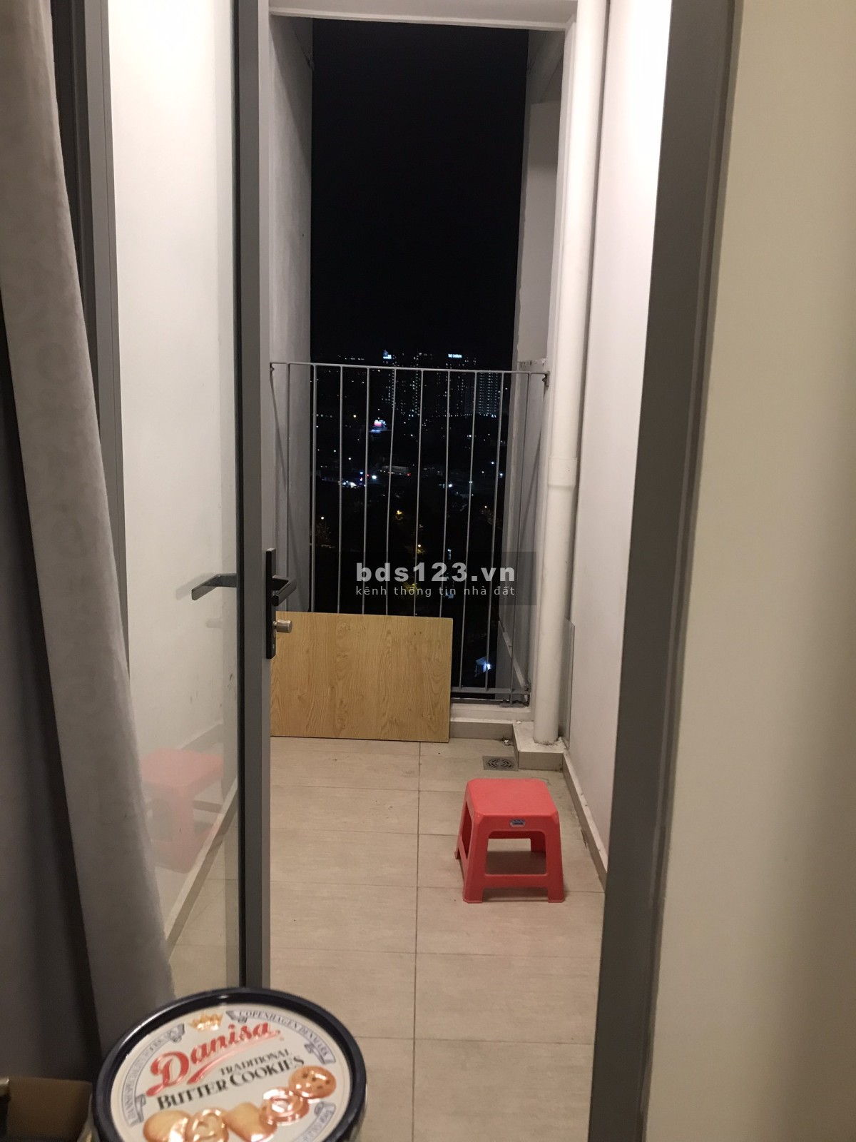Tìm người ở ghép Chung cư Hausneo quận 9 TPHCM giá 1tr6