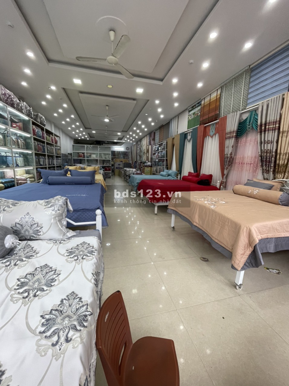 Cho thuê nhà Lê Hoàn 7.5m mặt tiền phố chính, giá tốt