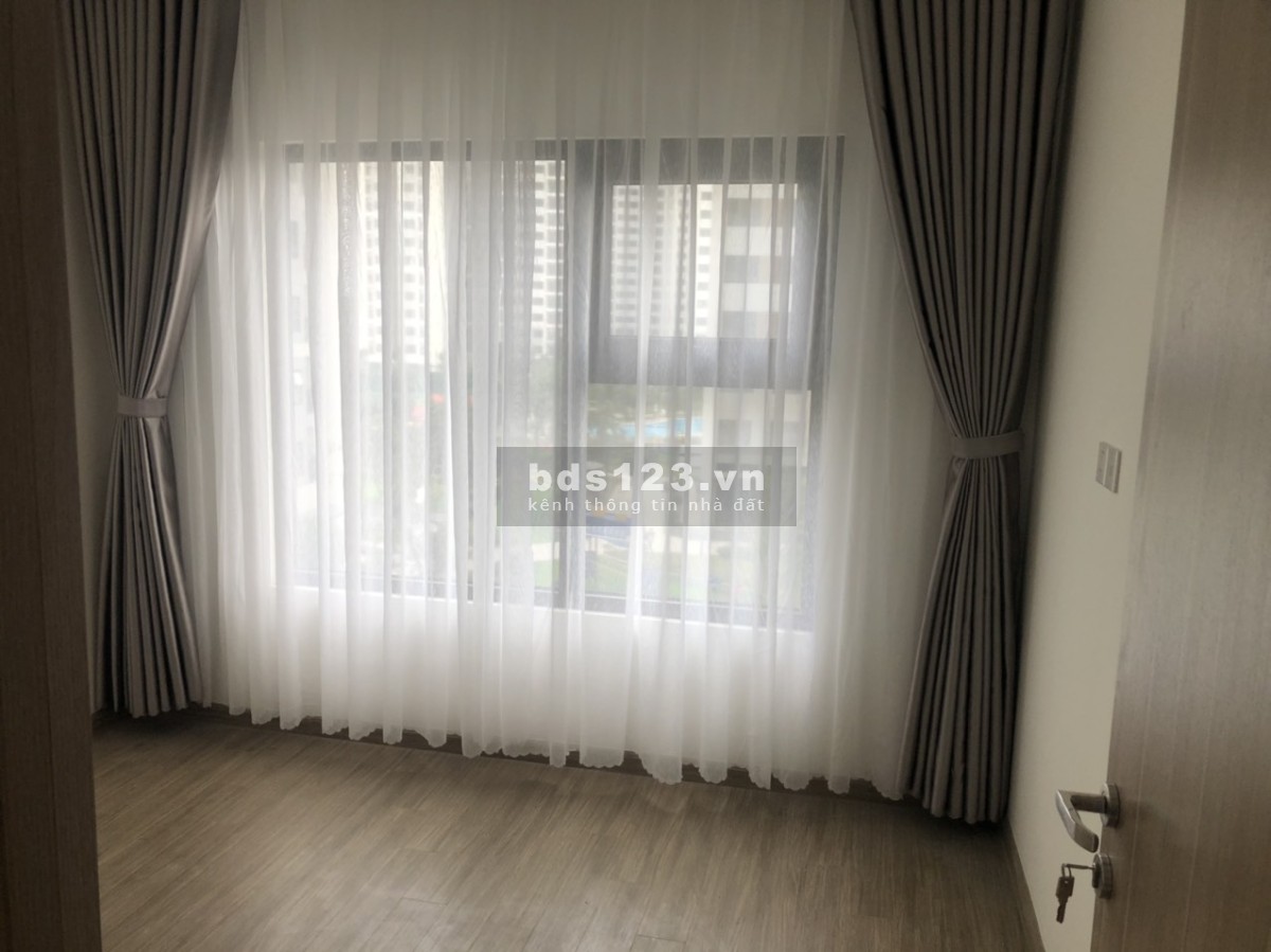 Cho thuê 2PN+ có rèm Vinhomes Quận 9, chỉ 6 triệu/tháng