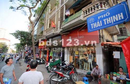  Bán nhà mặt phố Thái Thịnh, lô góc, vỉa hè rộng, mặt tiền 13,2m, 4 tầng, 18 tỷ