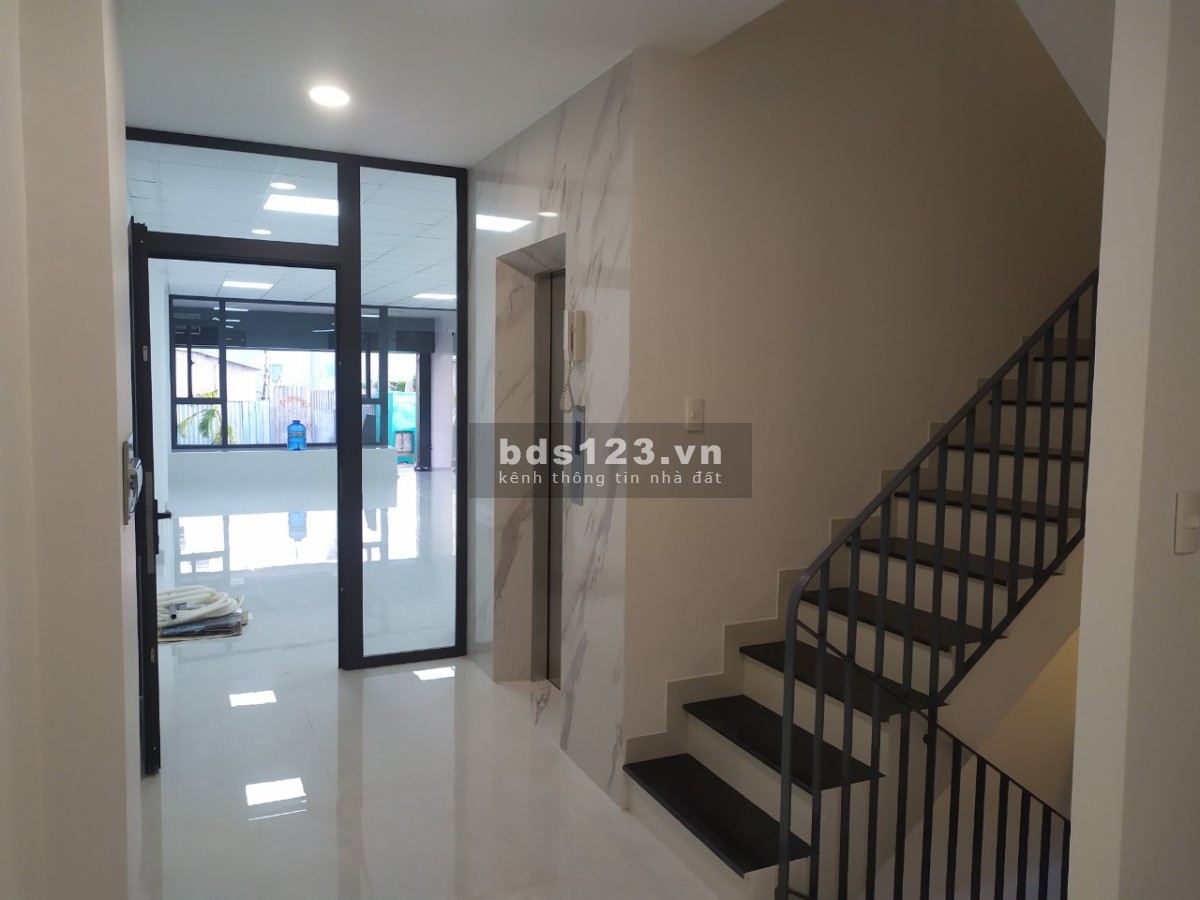 Chính chủ cho thuê văn phòng công ty Số 12 Đường 7C1, Phường An Phú, Quận 2, 35 triệu/ tháng