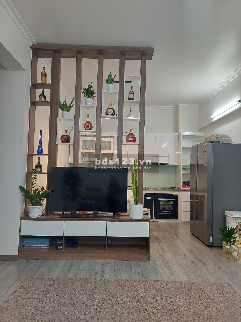 Chính chủ cần bán căn hộ chung cư 80m², 3 PN + 2 WC, tặng full nội thất và đồ điện tử