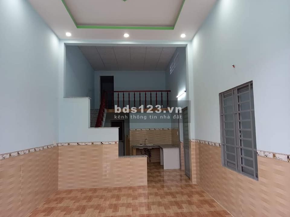 Tôi đang cần vốn đầu tư rau công nghệ cao bán đất 300m2 lh 0969739583