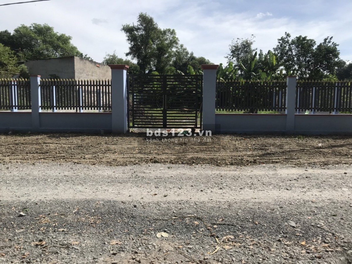 Đất xã Phú Hòa Đông , Huyện Củ Chi TP HCM DT 17m x 36m = 616m2 ( Có 300m TC )