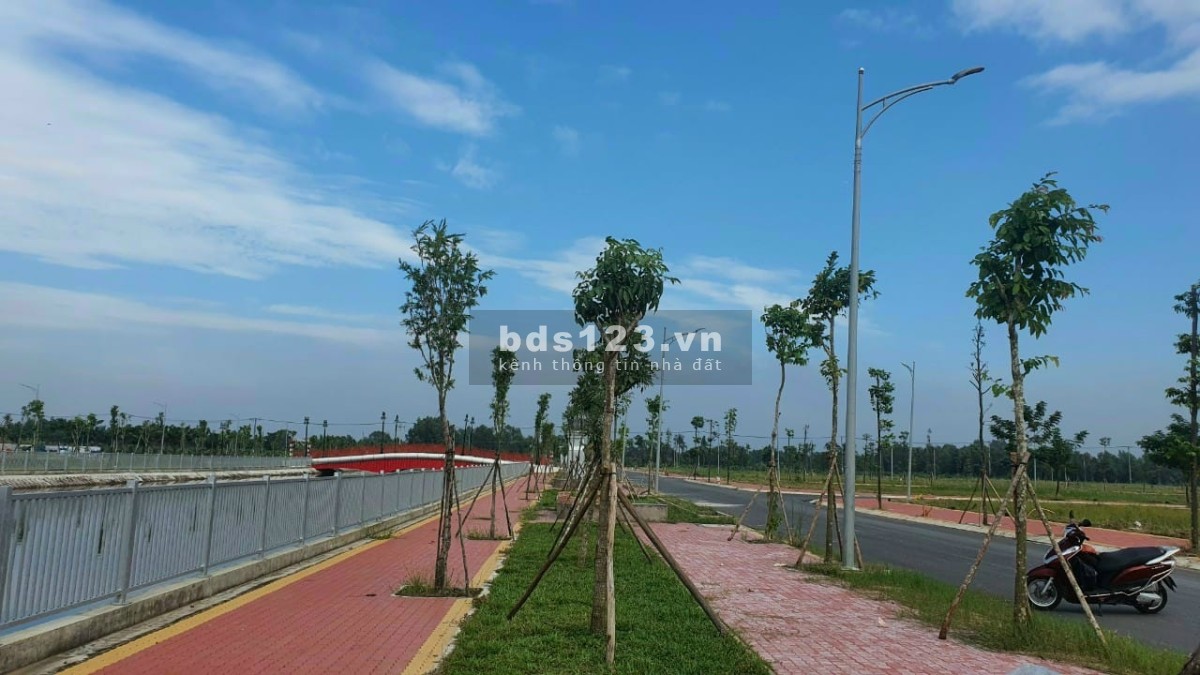 Bán đất nền dự án. Bán lỗ nửa tỷ lô góc view sông dự án Garden Riverside
