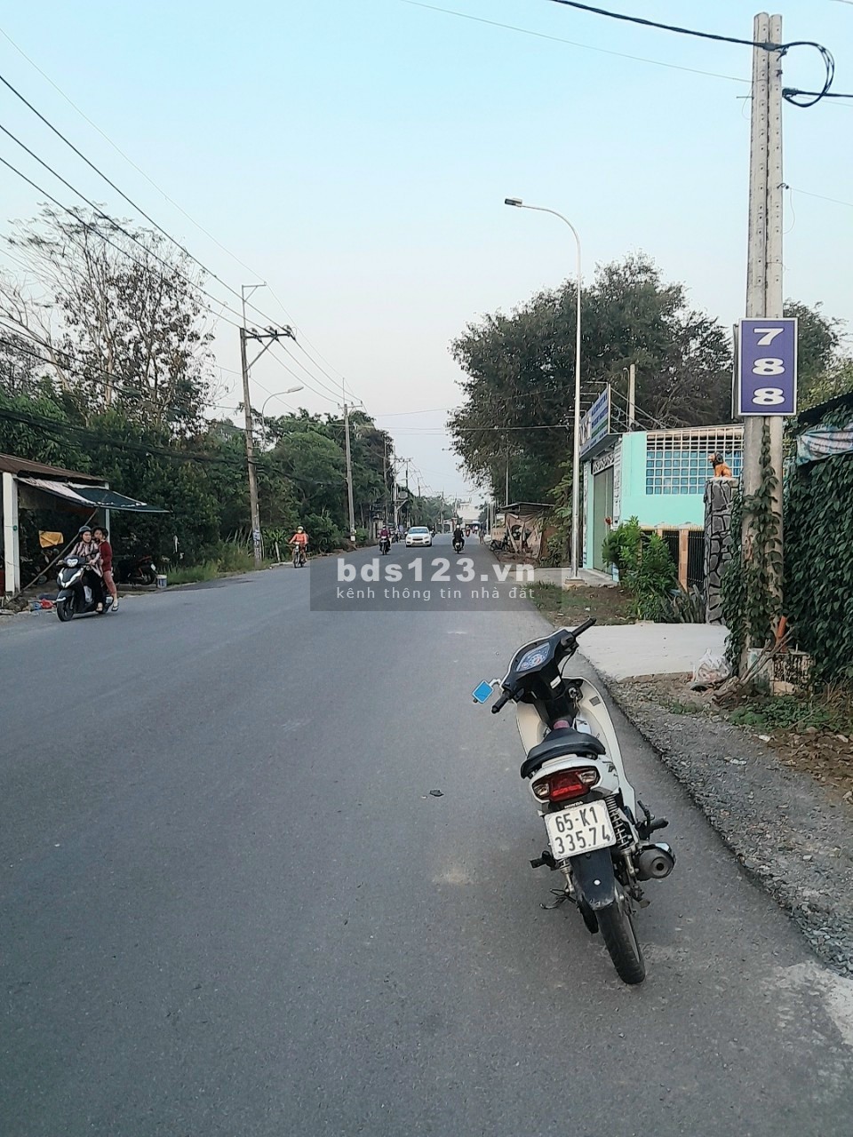 Đất MT Đường Nguyễn Văn Khạ DT 6m × 51m = 306m2 ( Full thổ cư )
