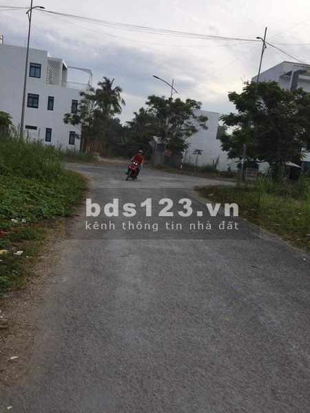 Cần bán miếng đất ở khu vực 7 An BìnhGiá: 450 - 500 triệu (có thể thương lượng)