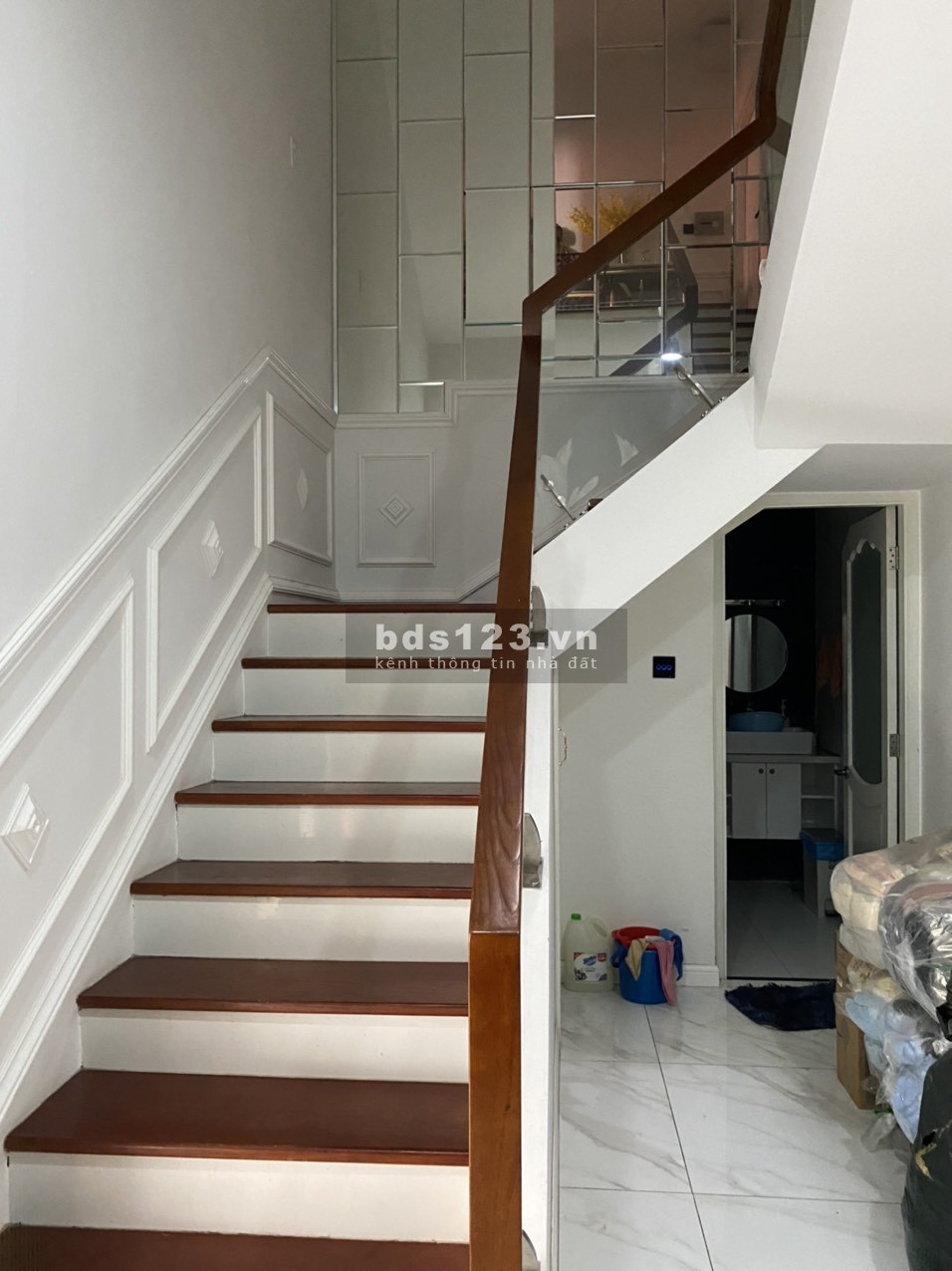 Bán nhà phố Conic, 126m2 full nội thất đẹp giá chỉ 13.8 tỷ. LH 0902462566