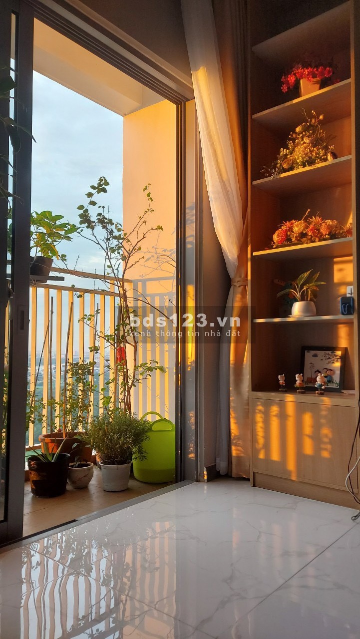 Muốn ngắm Lanmark về đêm mỗi ngày hãy thuê 2PN Palm Heights. LH em Kiều 0924239630.