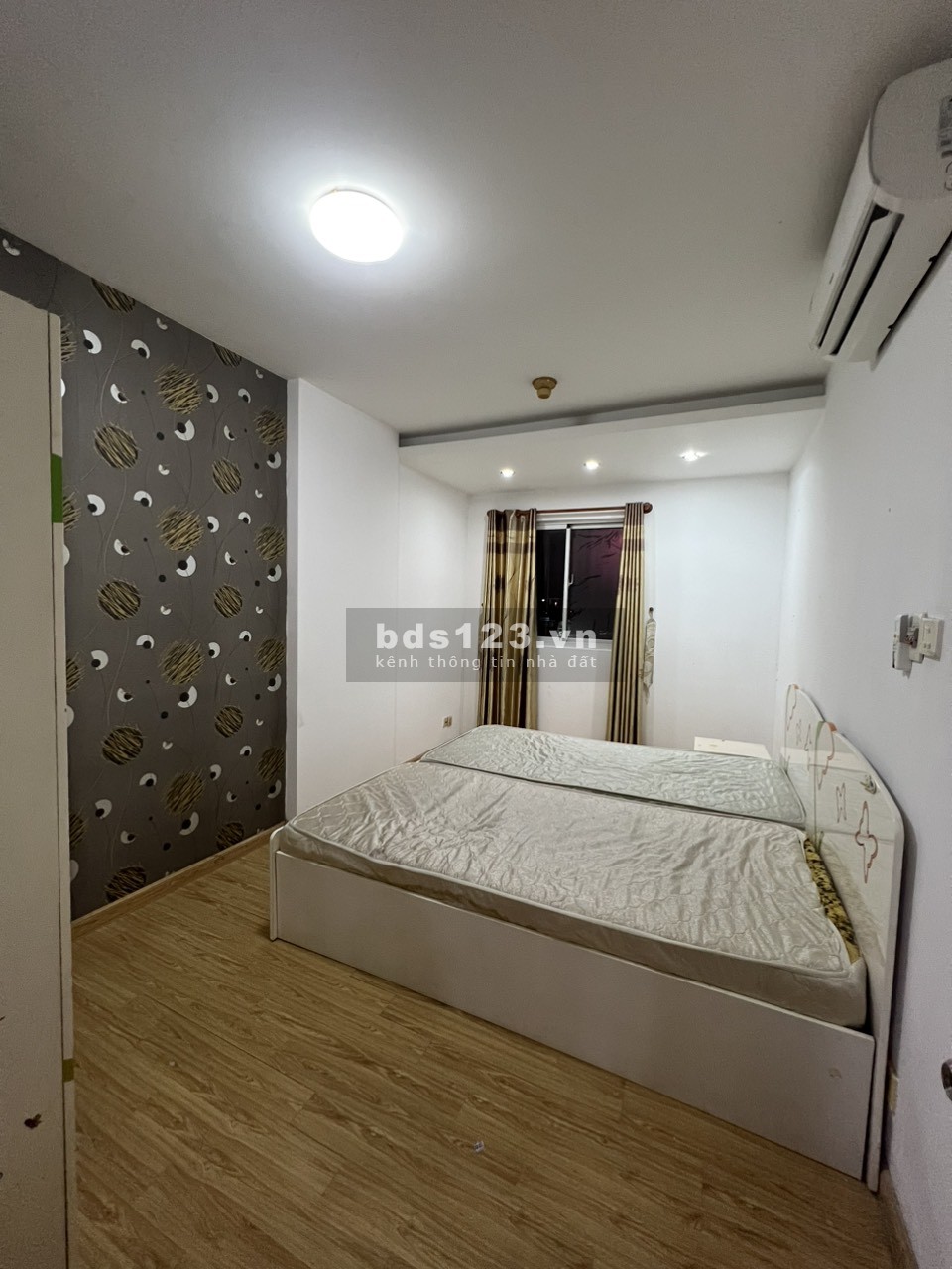Cho thuê CHCC CENTRAL GARDEN Võ Văn Kiệt, P. Cô Giang, Q1, 85m2, 2PN, 2WC, 12triệu.