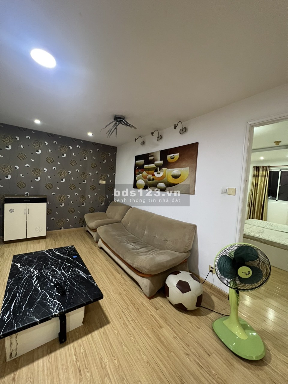 Cho thuê CHCC CENTRAL GARDEN Võ Văn Kiệt, P. Cô Giang, Q1, 85m2, 2PN, 2WC, 12triệu.