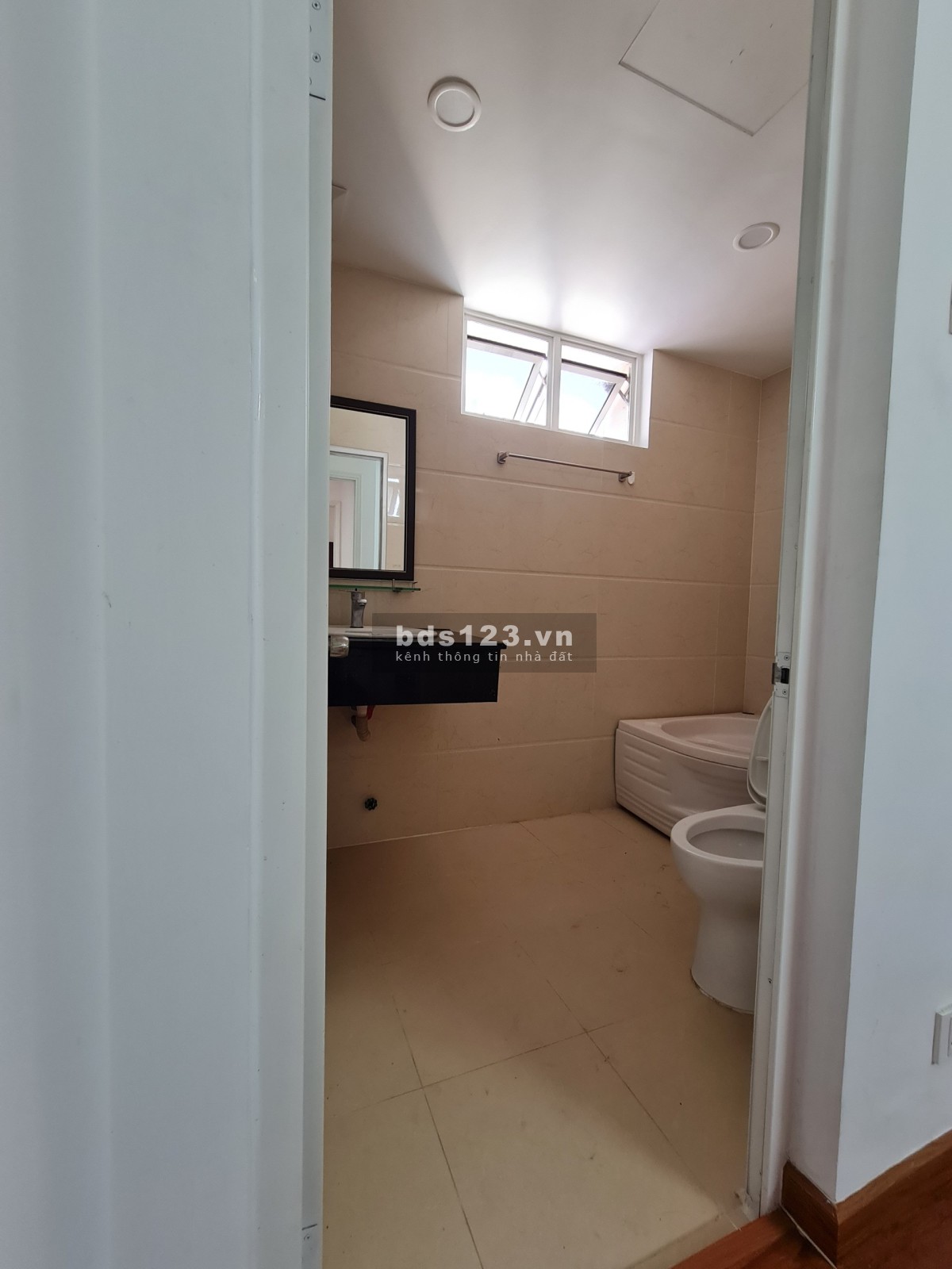 Cho thuê CHCC Võ Văn Kiệt, P. Cô Giang, Q1, 85m2, 2PN, 2WC, 14 triệu/tháng (full nội thất)