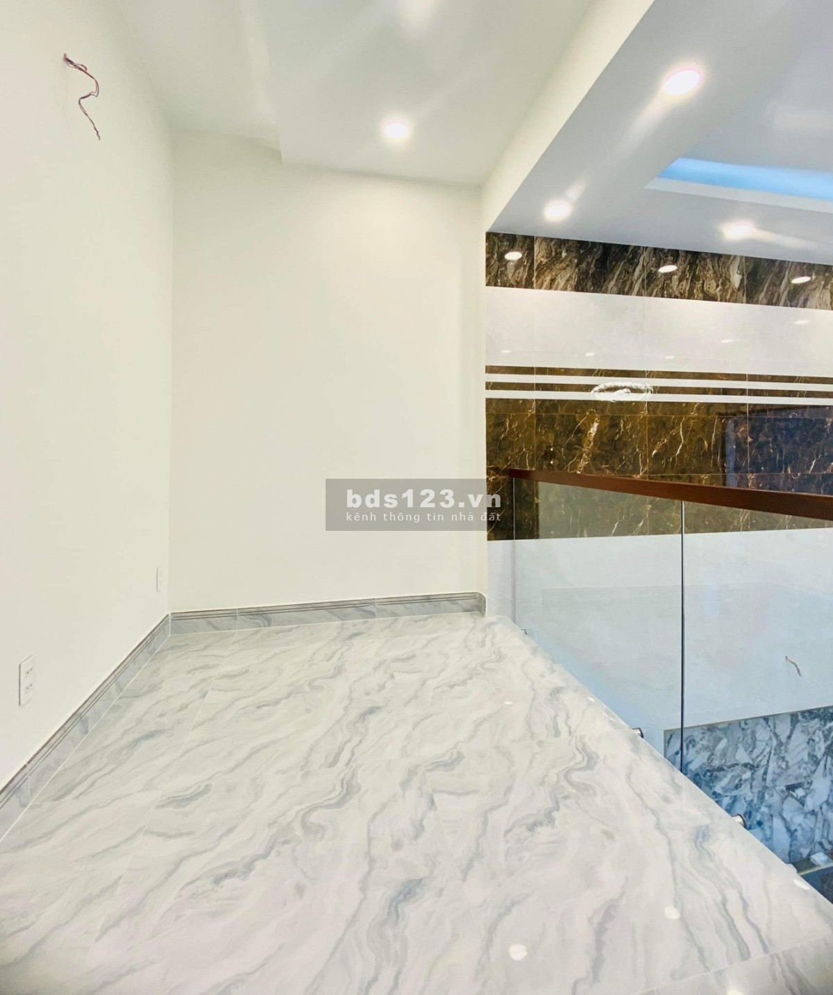 ĐỐI DIỆN VINHOME GRAND PARK - NHÀ MỚI Ở NGAY - TIỆN ÍCH XUNG QUANH NGÚT NGÀN
